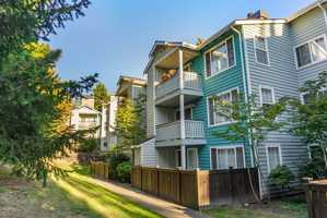 featured image of 12233 Ne 131st Way