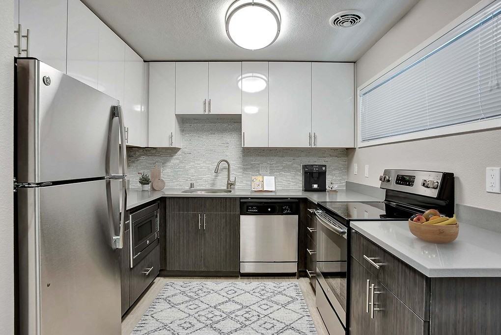 Park West - Photo 7 of 43