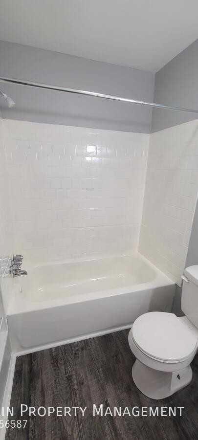 2908 Richmond Hwy #33