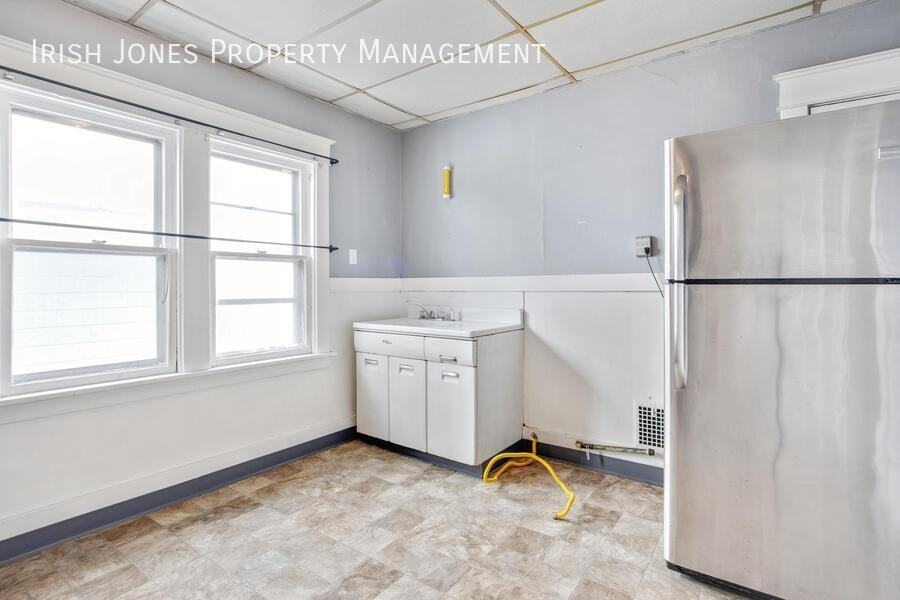 105 Stevenson St - Photo 4 of 16