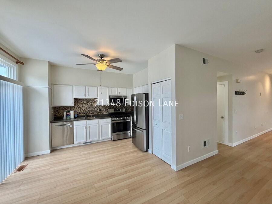 21348 W Edison Ln - Photo 5 of 12