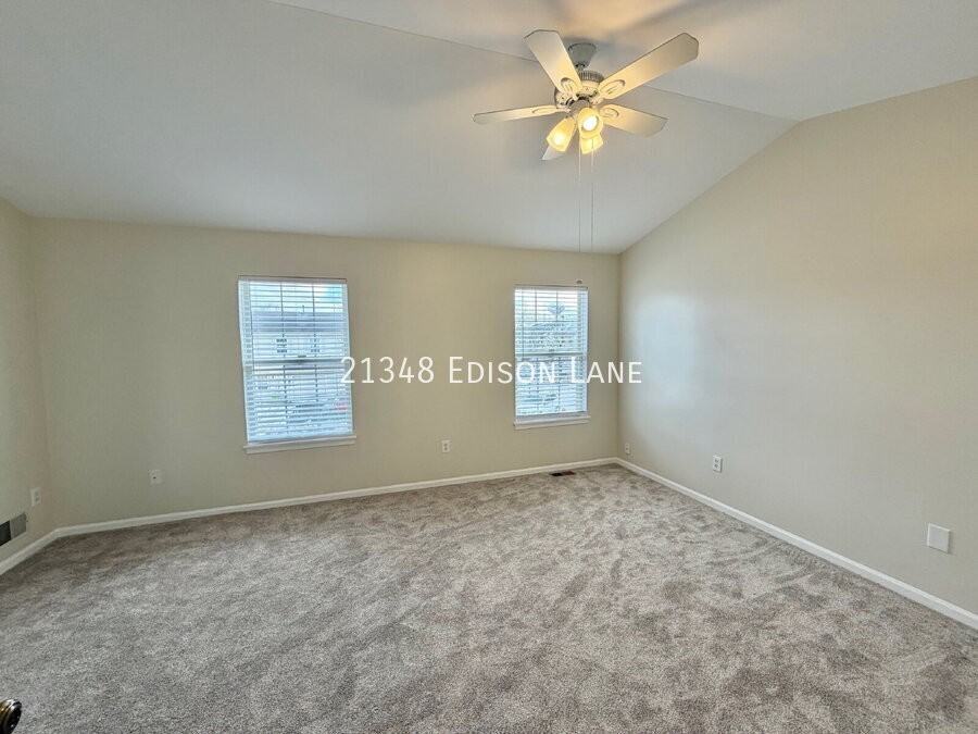 21348 W Edison Ln - Photo 7 of 12