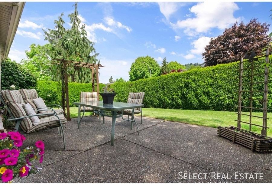 46660 Sylvan Dr - Photo 4 of 24