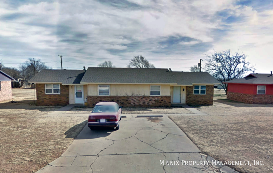 619 S Crosby St - Photo 2 of 15