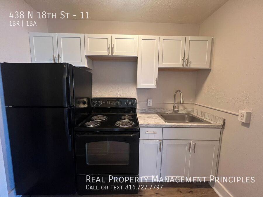 438 N 18th St #11 - Photo 4 of 7