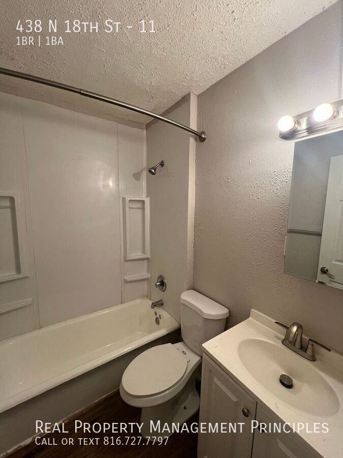 438 N 18th St #11 - Photo 5 of 7