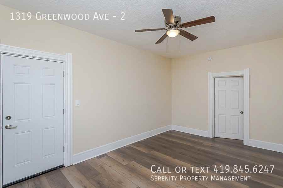 1319 Greenwood Ave #2 - Photo 4 of 12