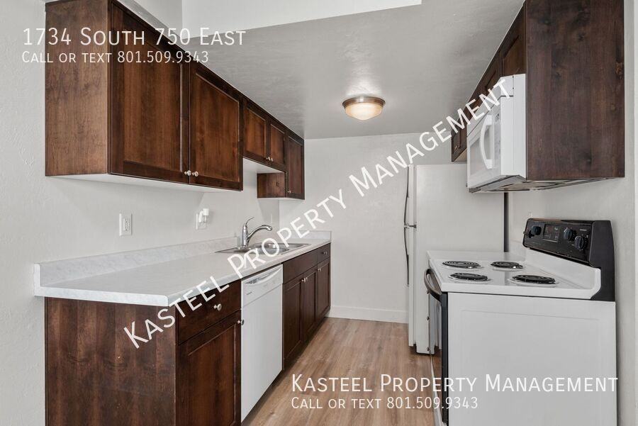 1734 S 750 E - Photo 4 of 18