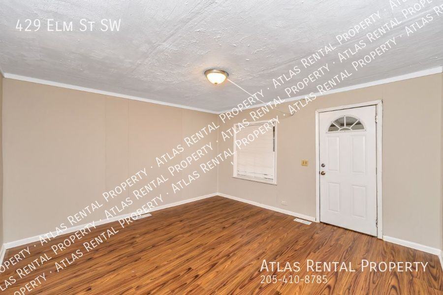 429 Elm St Sw - Photo 6 of 18