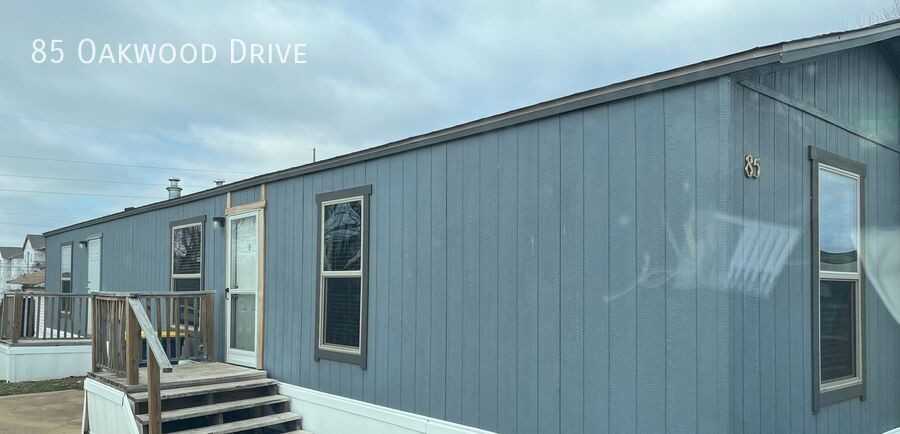 85 Oakwood Dr - Photo 2 of 5