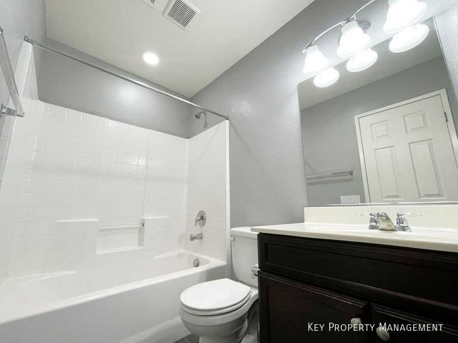 10520 Shiny Skies Dr - Photo 6 of 29