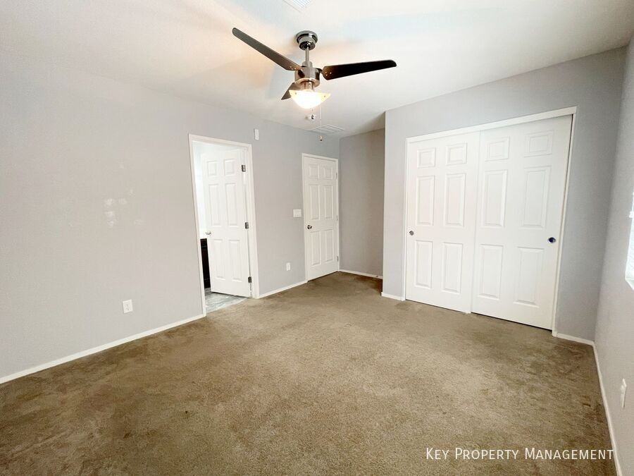 10520 Shiny Skies Dr - Photo 7 of 29