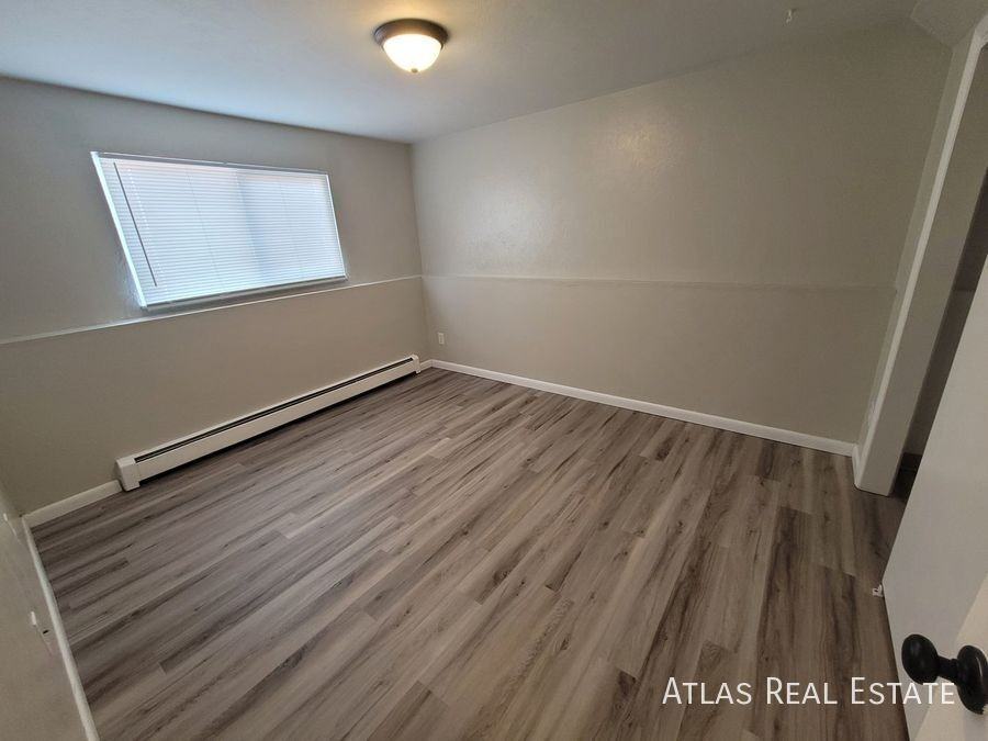 4206 Forrest Hill Rd #B - Photo 7 of 10