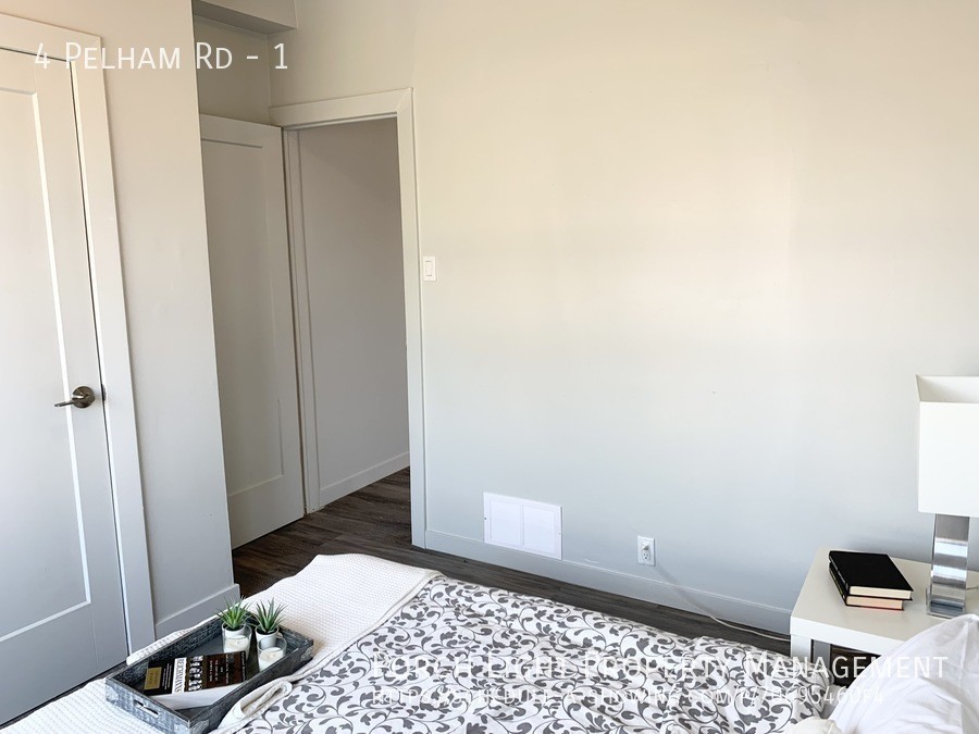 4 Pelham Rd #1 - Photo 4 of 7