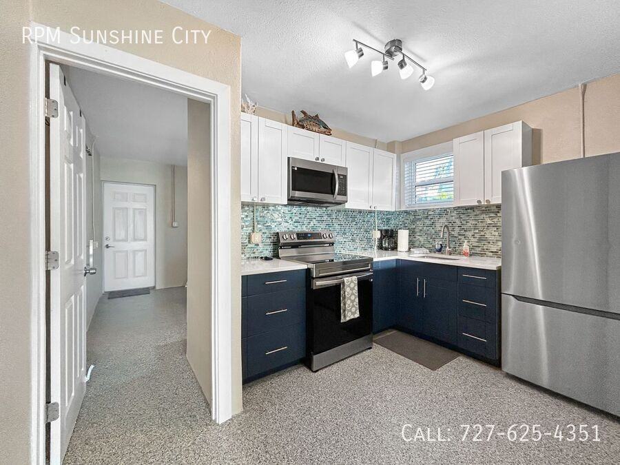 14135 Palm St #2 - Photo 5 of 17