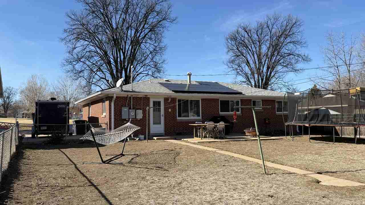 2512 S Stuart St #1 - Photo 6 of 27