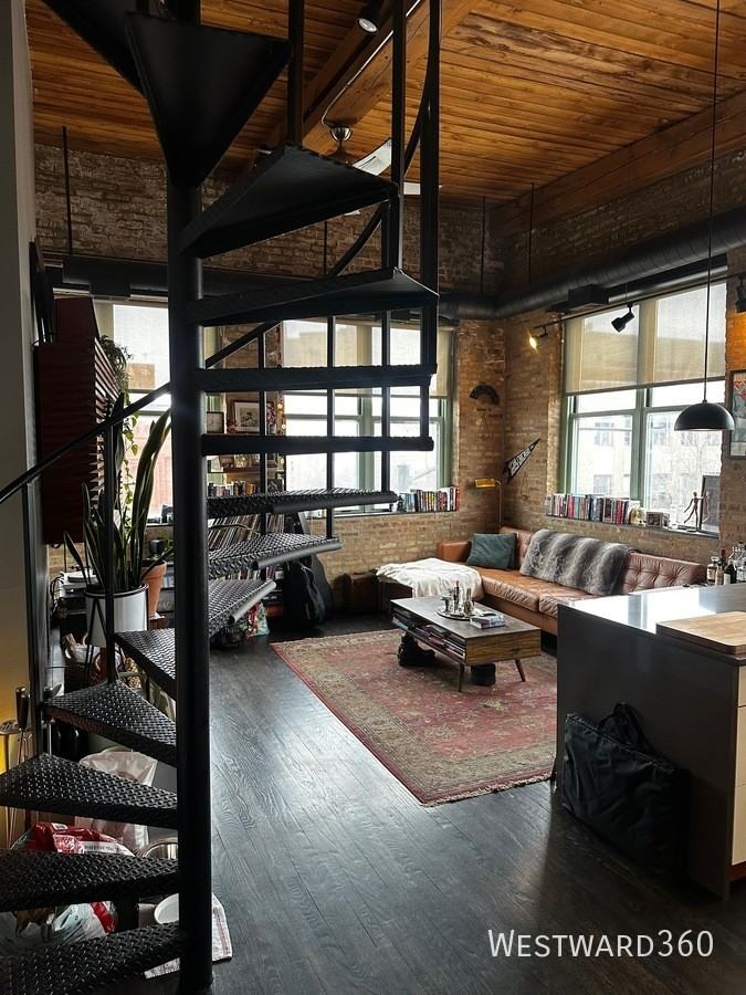 1701 N Damen Ave #301 - Photo 5 of 12