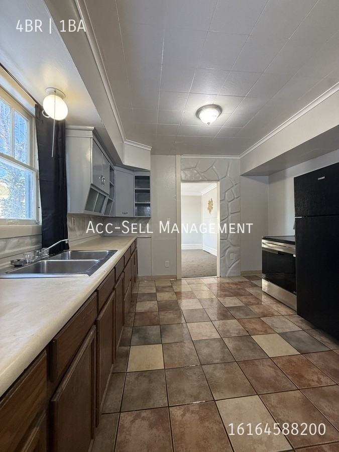 106 Haifley Pl Se - Photo 2 of 11