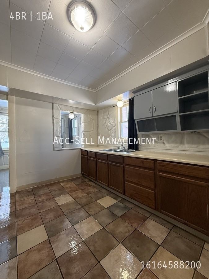 106 Haifley Pl Se - Photo 3 of 11