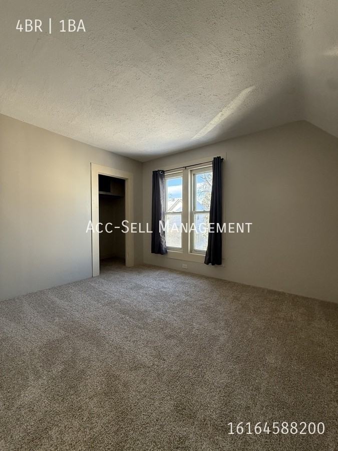 106 Haifley Pl Se - Photo 6 of 11