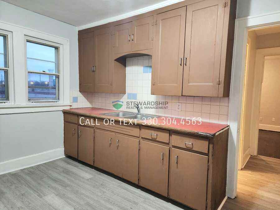 1628 E Market St #3 - Photo 3 of 19