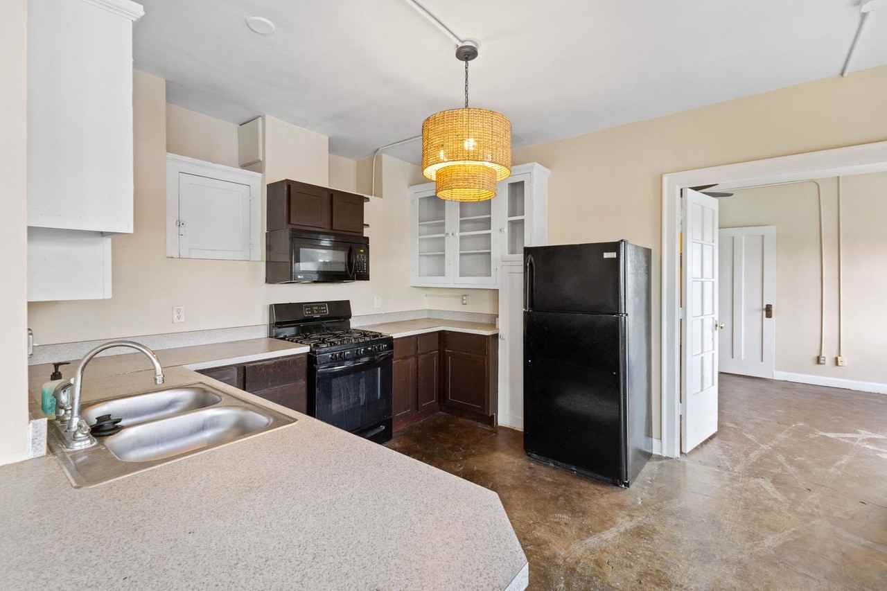 111 E 16th St #205 - Photo 5 of 7