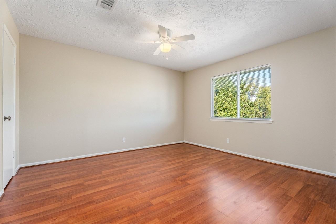 20361 Fieldtree Dr #20361 - Photo 4 of 32