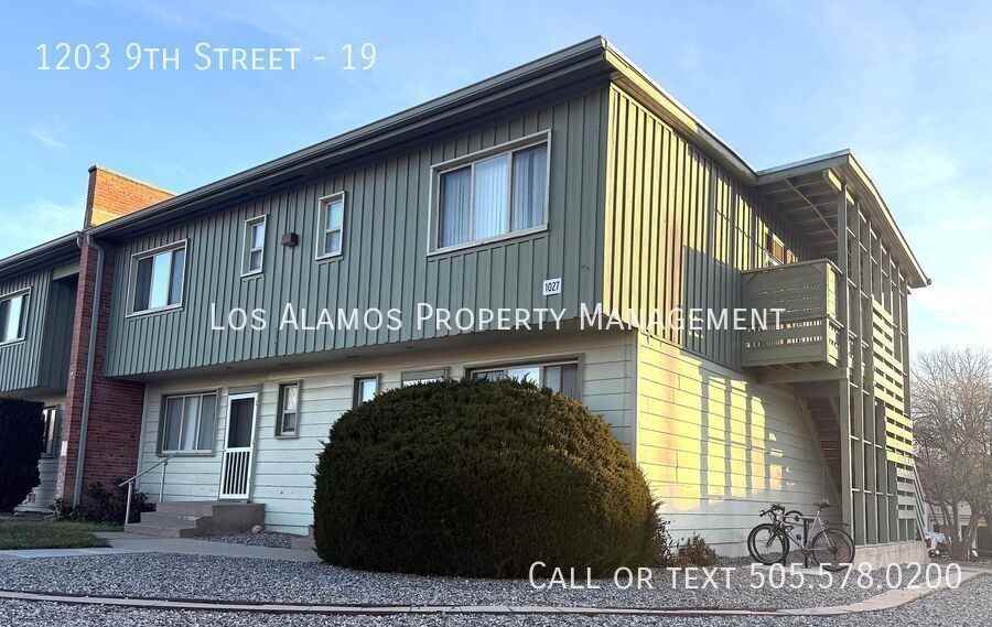 1203 9th St #19 - Photo 6 of 22