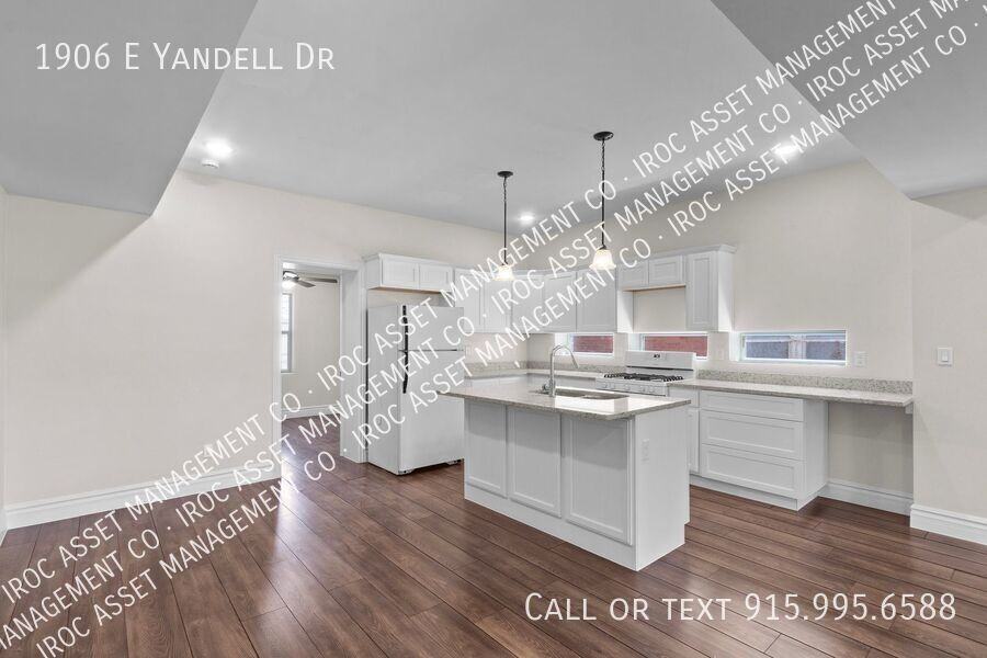 1906 E Yandell Dr - Photo 3 of 17