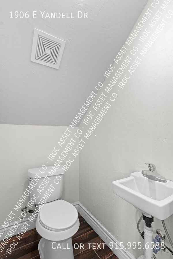 1906 E Yandell Dr - Photo 6 of 17