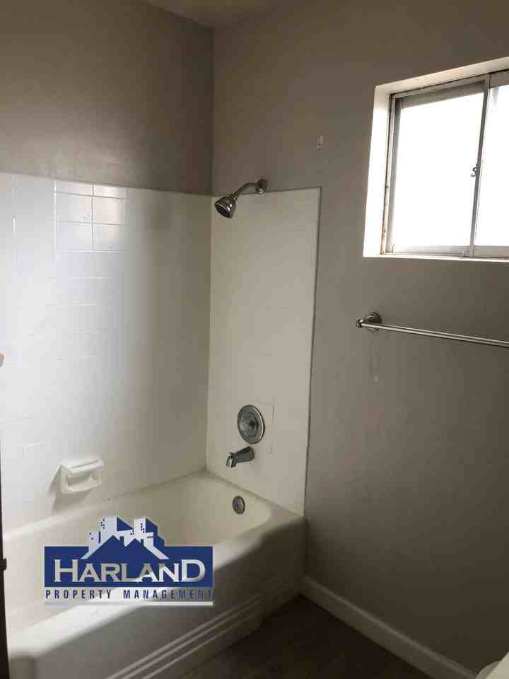 1043 B Ave #A39 - Photo 5 of 6