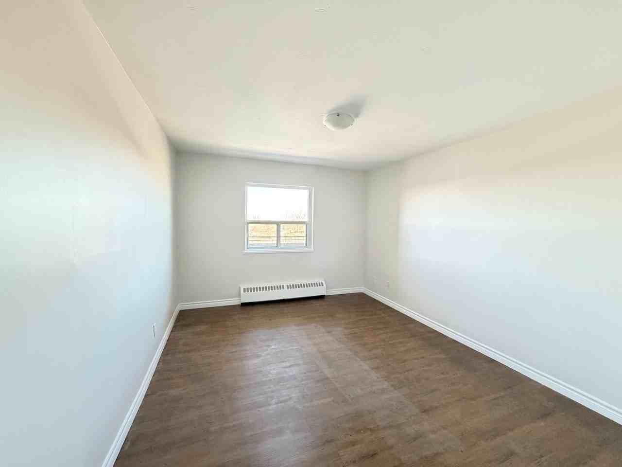 20 Bradmon Dr #604 - Photo 5 of 8