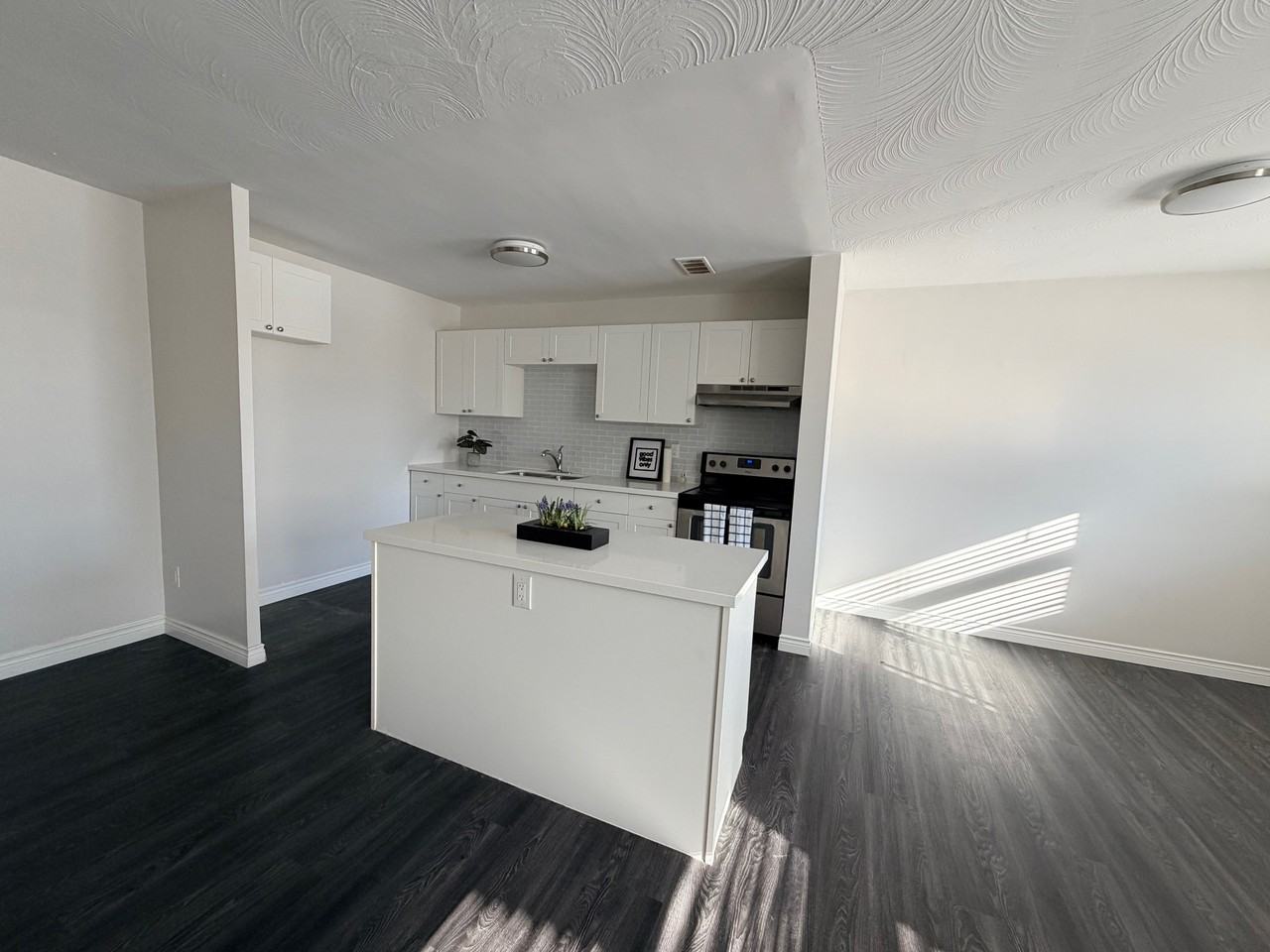 20 Bradmon Dr #420 - Photo 4 of 11