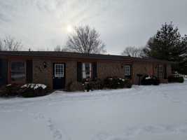 featured image of 1402 E Main St #E