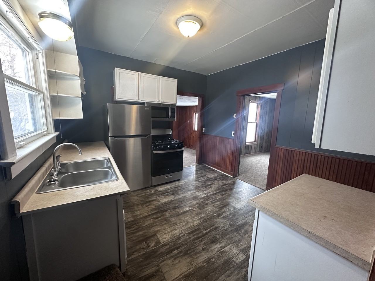 109 S State St #N - Photo 2 of 14