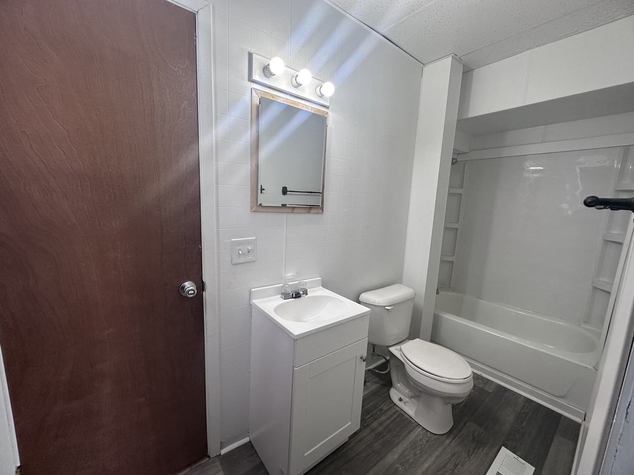 109 S State St #N - Photo 4 of 14