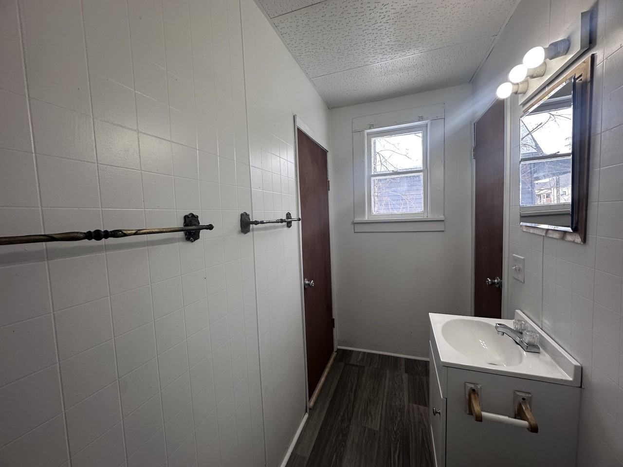 109 S State St #N - Photo 5 of 14