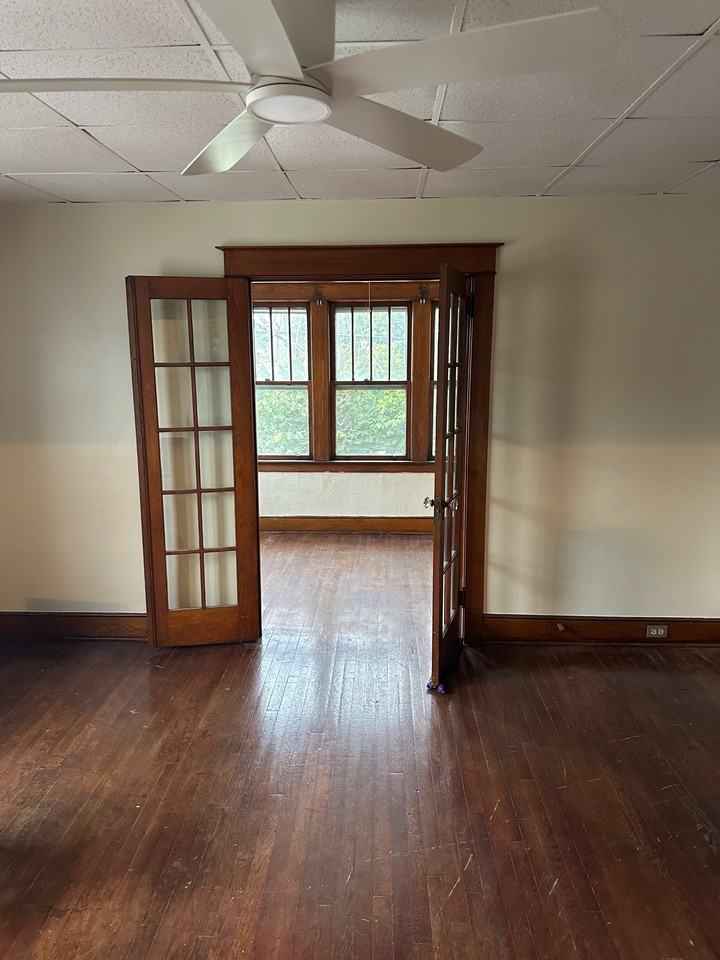 60 Broad Avenue - Photo 7 of 10