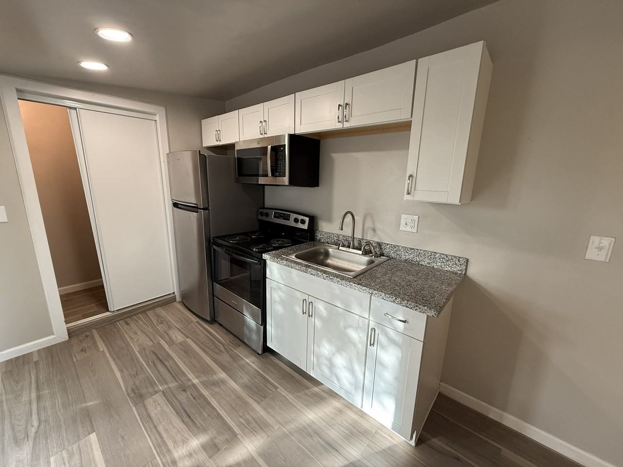 1702 // 3731 East Garden Street #2 - Photo 7 of 14