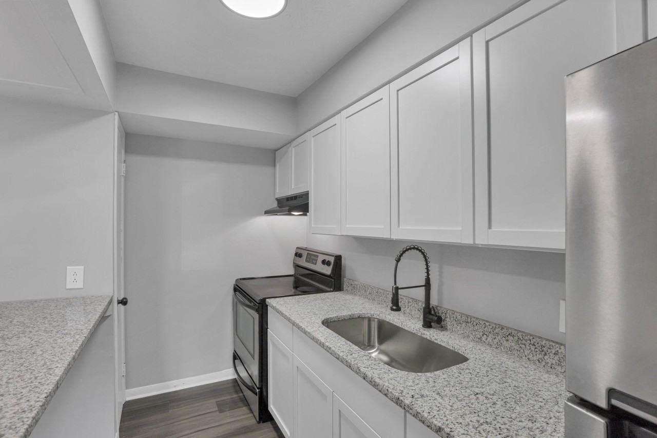 851 E Wheeling St - Photo 7 of 20