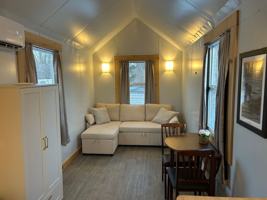 featured image of 301 S Prairie St