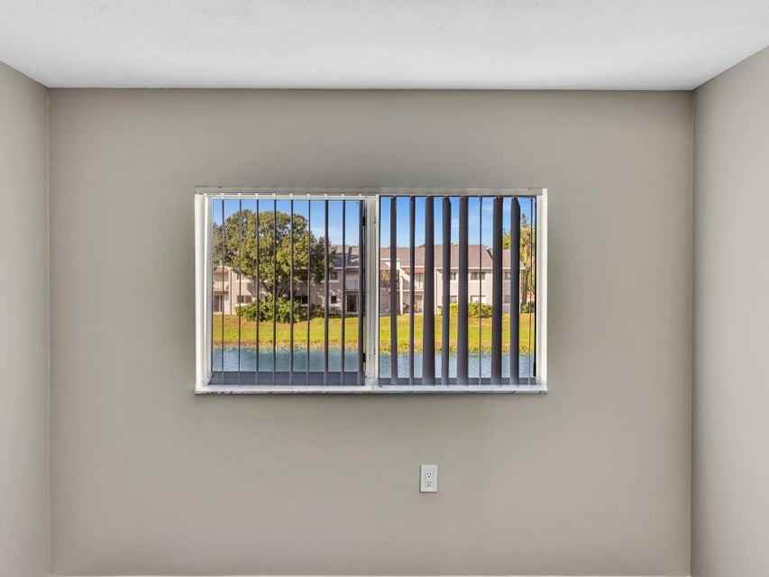 1163 Lake Terry Dr #N - Photo 7 of 8