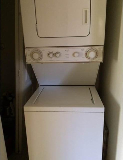 4328 Woodstock Dr - Photo 4 of 8