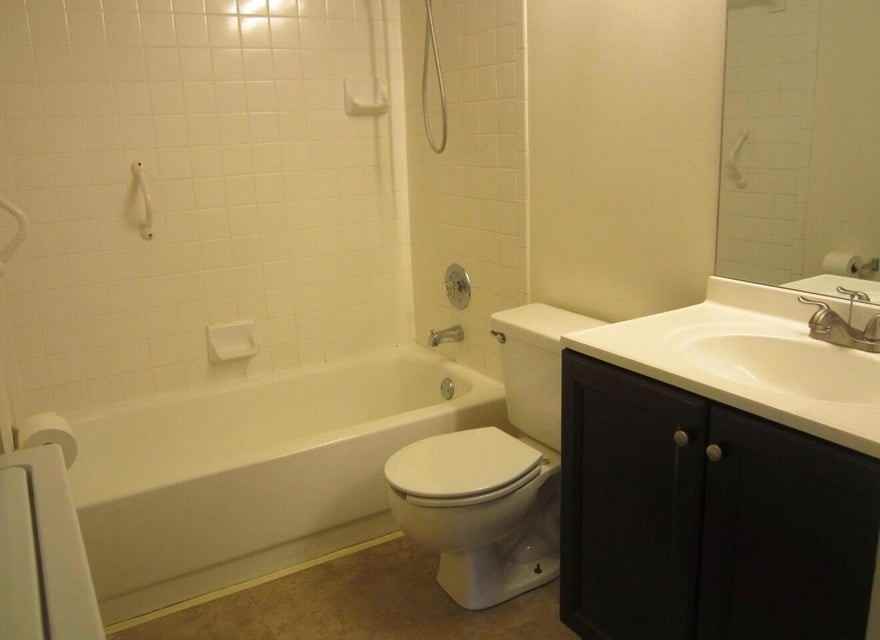 7103 Glenmoor Dr - Photo 7 of 8