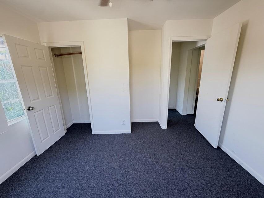 808 30th St - Photo 2 of 8