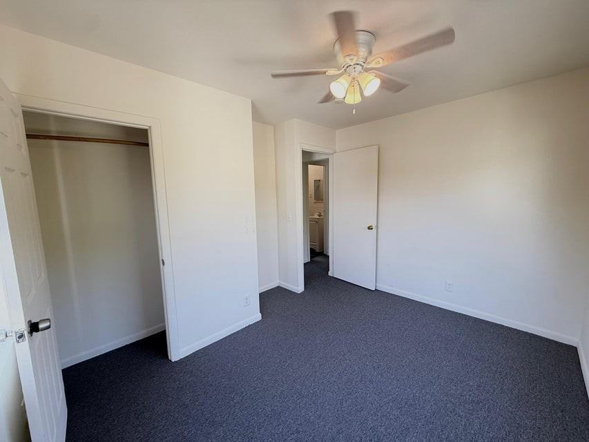 808 30th St - Photo 3 of 8