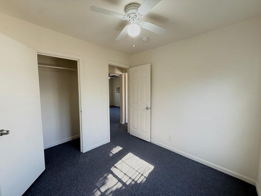 808 30th St - Photo 7 of 8