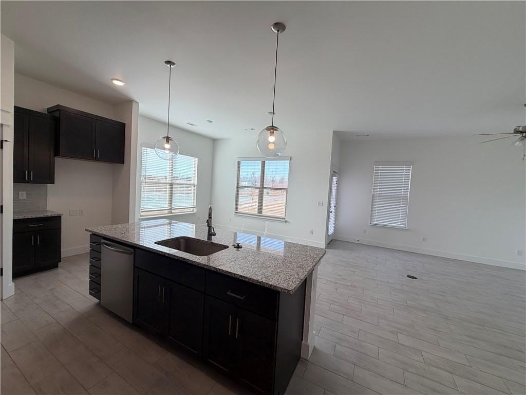 211 Kristen Ln - Photo 6 of 24