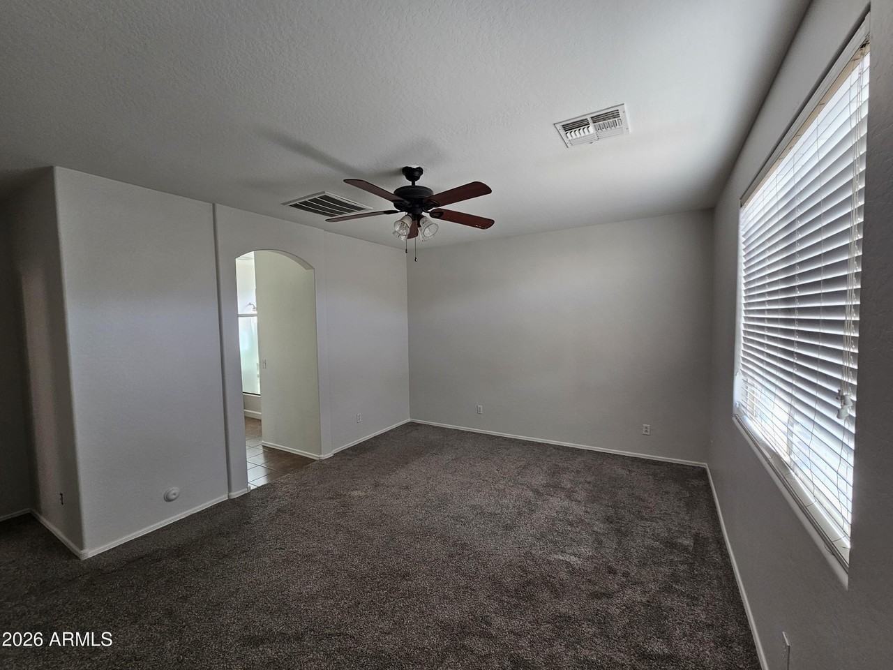 238 N 174th Dr - Photo 5 of 12