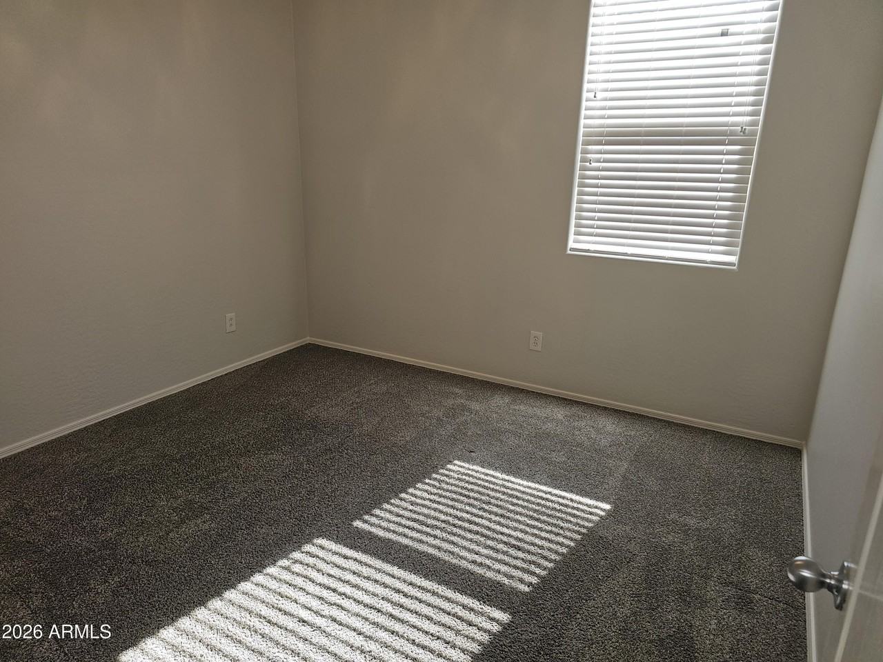 238 N 174th Dr - Photo 7 of 12